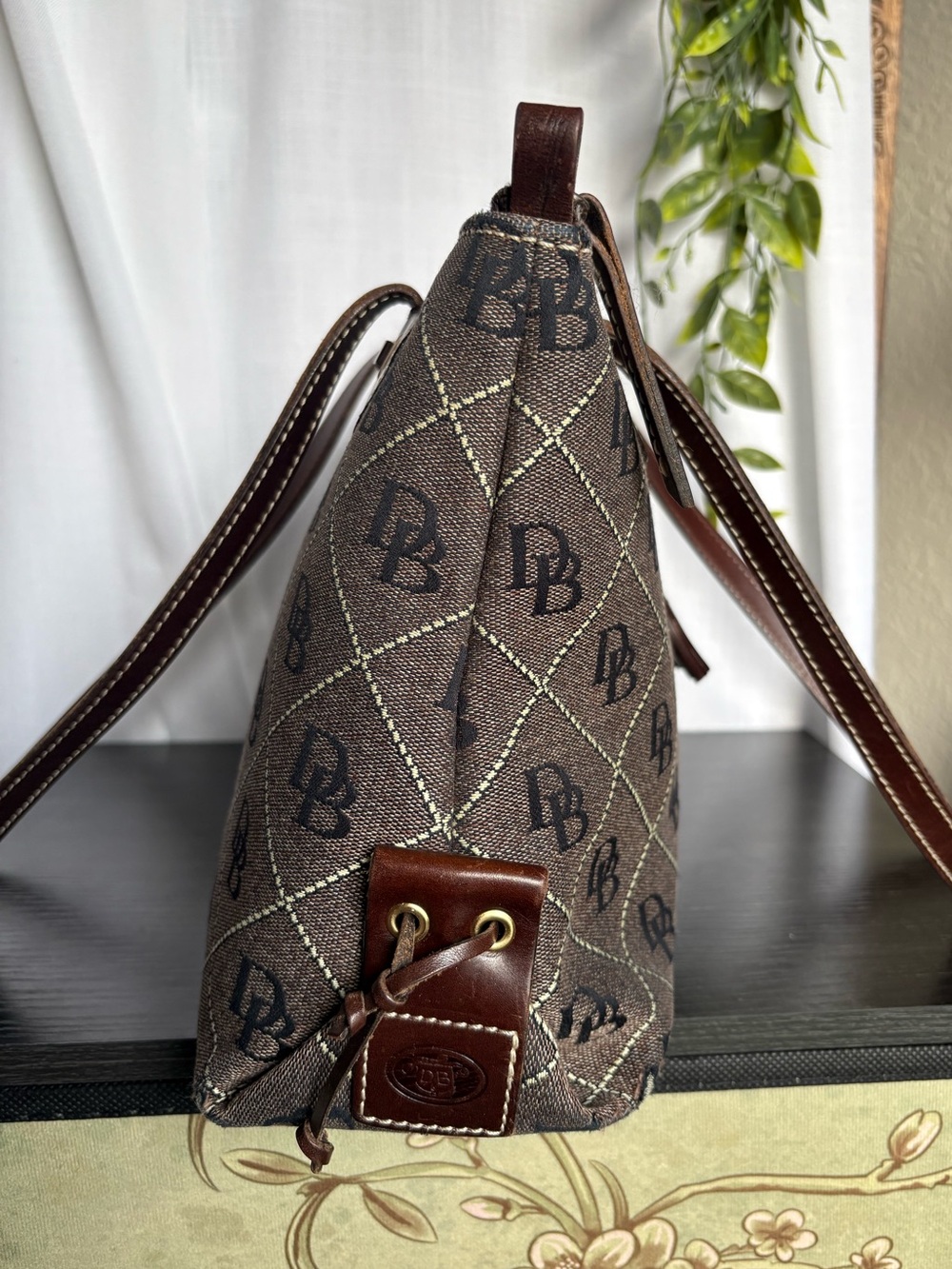 Vintage Dooney & Bourke Monogram Canvas Drawstring Shoulder Tote Bag Brown - Picture 5 of 10